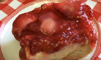 Recipe: Strawberries & Cream Dessert Bars