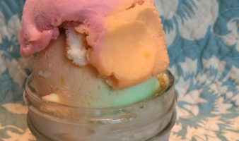 Macaroon Angel Tarts