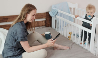 Moms, Social Media and Radio